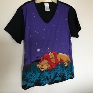 Disney The Lion King Mufasa and Simba scrub top Size Small Very good condition
